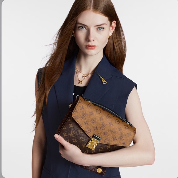 Louis Vuitton Pochette MƩtis Reverse Monogram - Picture 2 of 16